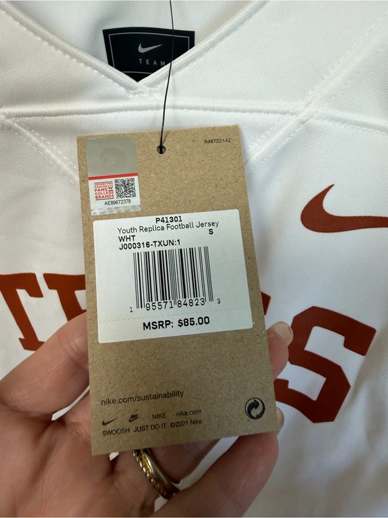 Texas Longhorns Family Pack - Manning Jersey, Trainers, Youth Jersey, Bucket Hat main image 4